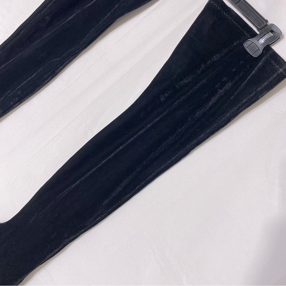 Amalie Black Velevty Pull On Thigh High Skinny Heel Boots 8 - Picture 8 of 16